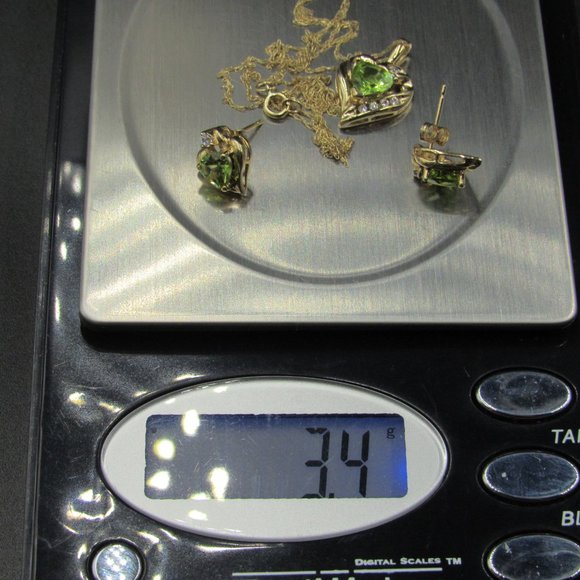 18" 10K Gold Peridot And CZ Necklace & Earrings - Picture 8 of 8